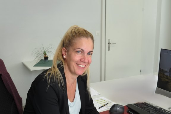 Nicole Grischott, Leitung Betreuung und Pflege Nicole Grischott, Leitung Betreuung und Pflege